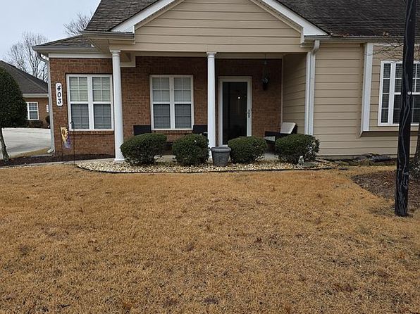 403 Commonwealth Cir