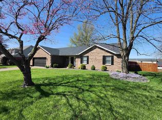 4055 Ridgetop Ct, Newburgh, IN 47630