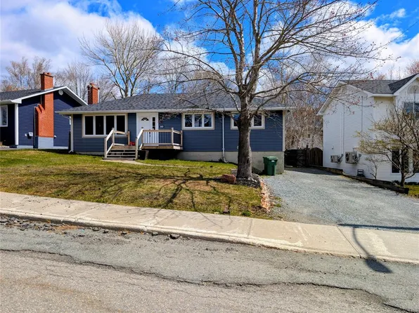 60 Grandy Avenue, Gander, NL A1V1B4