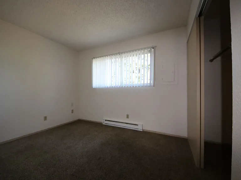 616 Molalla Ave — Photo 15
