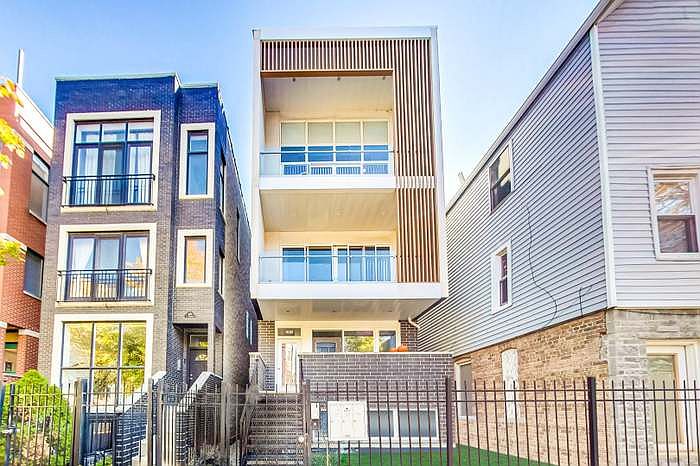 1st image of 1021 N Hermitage Ave #3