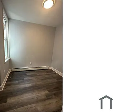 2582 Briggs Ave — Photo 9