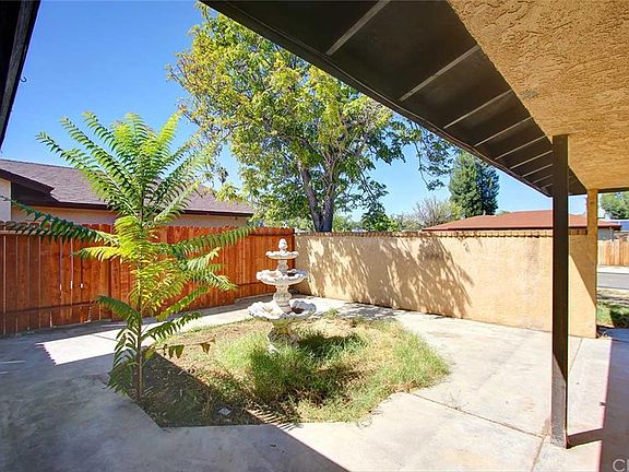 5th image of 725 Val Monte Dr