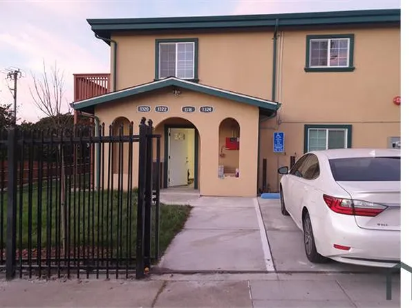 1318 E 34th St, Oakland, CA 94602