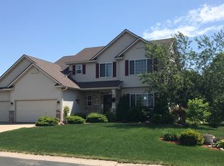 1673 Windy Ln, Waconia, MN 55387