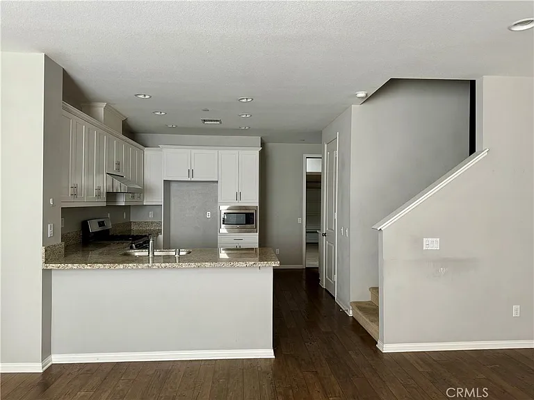 3248 Pebblebrook Rd — Photo 5