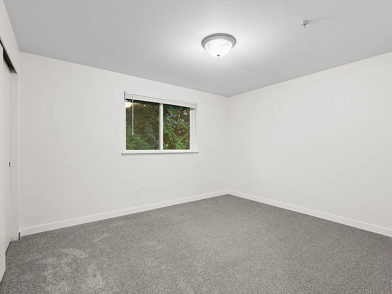 Spacious 2x2 Apartment Homes in Central Tacoma! — Photo 31