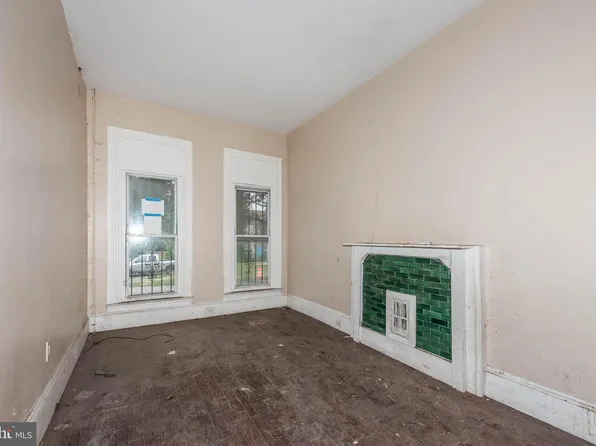 214 N Fulton Ave, Baltimore, MD 21223