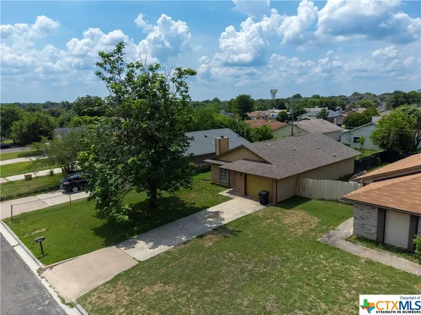 2210 Carousel Dr, Killeen, TX 76543