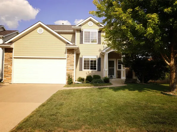 4309 132nd St, Urbandale, IA 50323