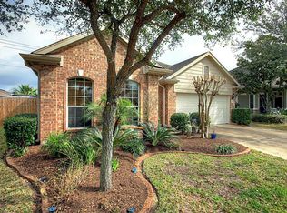 1407 Sunset Bay Ct, Seabrook, TX 77586