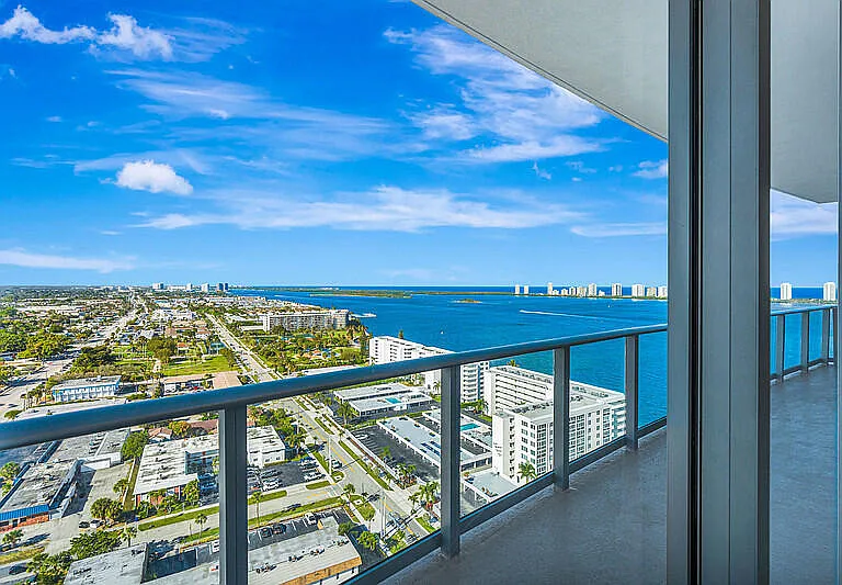 220 Lake Shore Dr #2105 — Photo 1