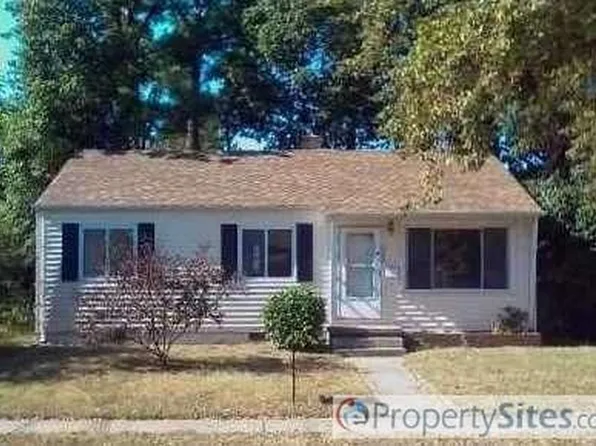 1804 N Lakeland Dr, Norfolk, VA 23518