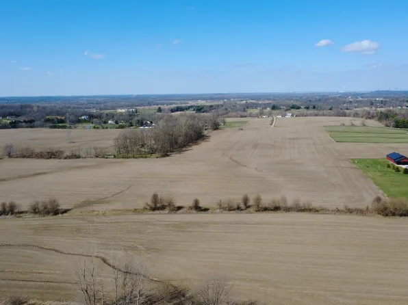 6305 Travis Rd, Greenwood, IN 46143