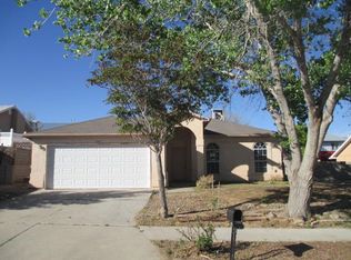 1374 Redondo Ct, Los Lunas, NM 87031