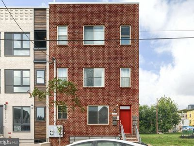 1524 N 8th St #1, Philadelphia, PA, 19122