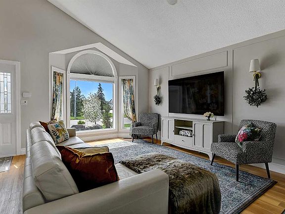 4th image of 10628 S 119a Ave