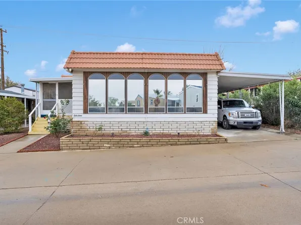 2494 W 32 Main St, Barstow, CA 92311