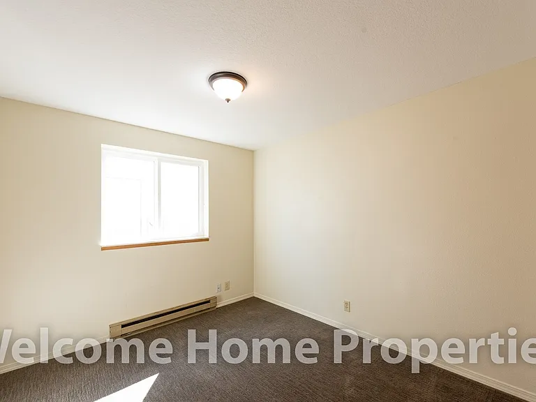 211-347 SE 3rd St — Photo 31
