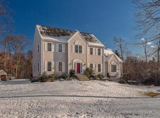 34 Vincent Rd, Mendon, MA 01756