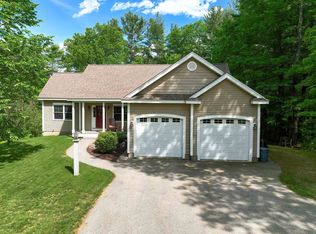 5 Springvale Ave, Brookline, NH 03033