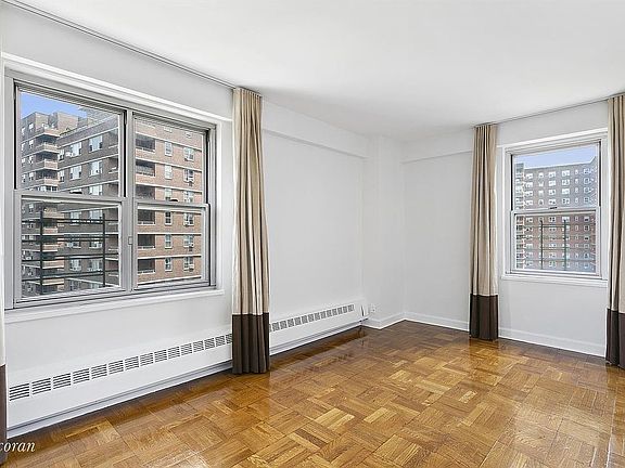 3rd image of 575 Grand St #D1302