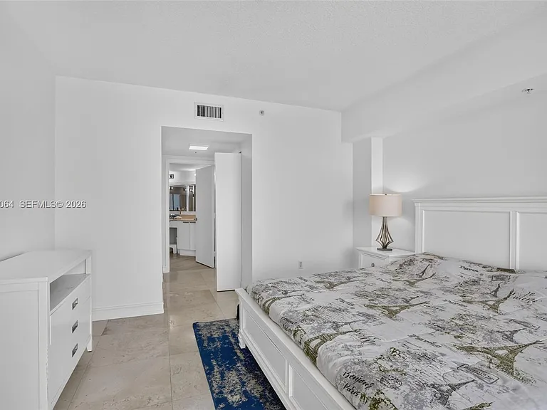 16699 Collins Ave #2404 — Photo 15