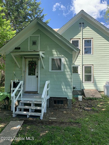 2nd image of 22 Champlain Avenue