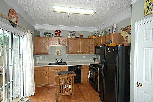 2nd image of 1212 Charlston Ct