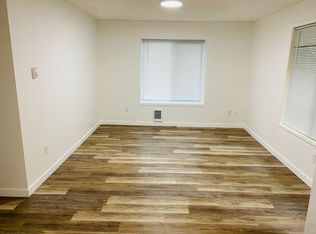 1812 18th Ave #8, Forest Grove, OR 97116