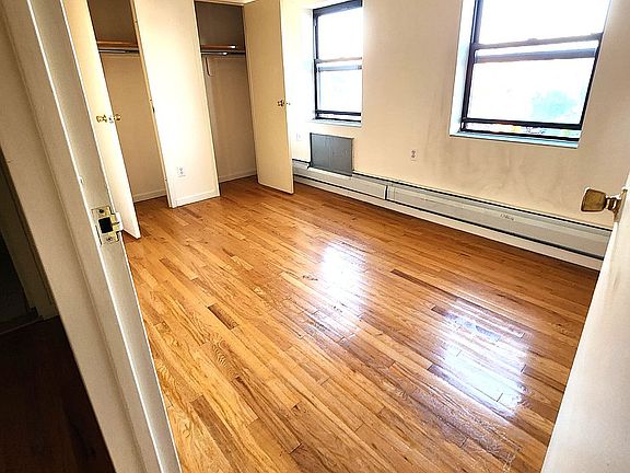 3rd image of 28-14 31st St #507