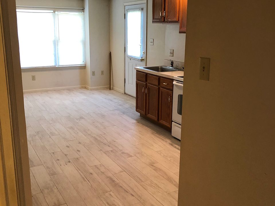 1st image of 306 Washington St