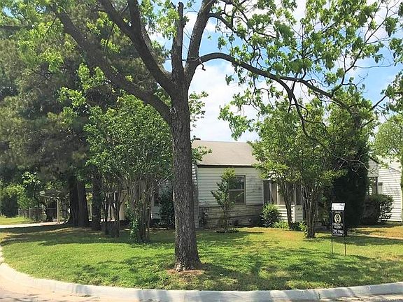 5th image of 1404 N Urbana Ave