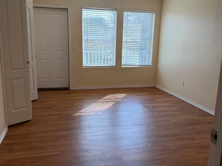 700 Sunset Dr — Photo 16