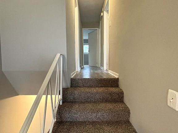 3rd image of 404 N Fulton Ave