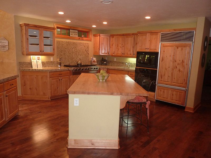 2nd image of 2820 American Saddler Dr