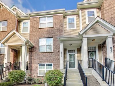 832 Center St, Des Plaines, IL, 60016