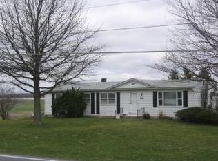 6590 Elizabethtown Rd, Manheim, PA 17545