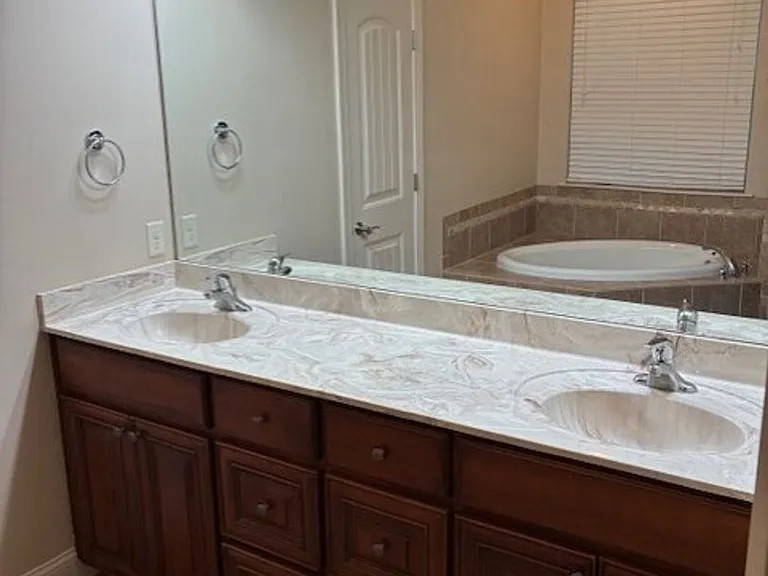 216 Holm Pl — Photo 21
