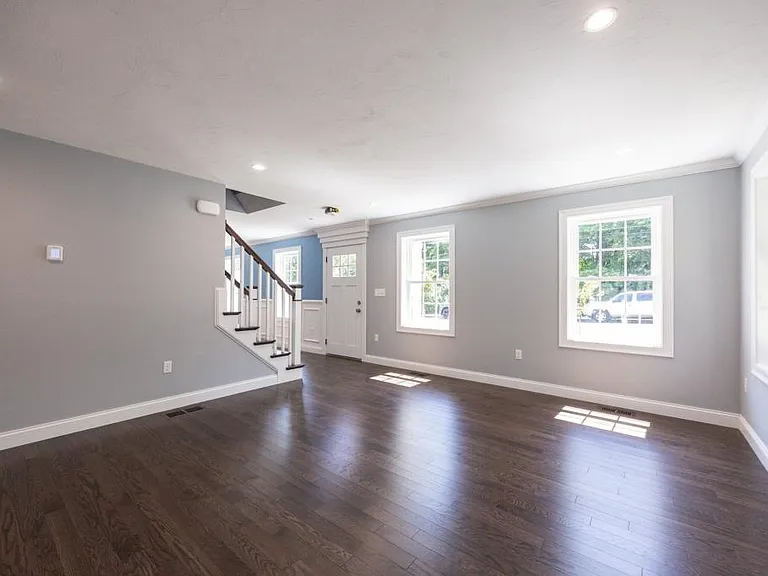 122 Canal St — Photo 9