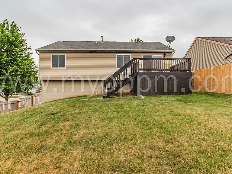 14452 Knudsen St — Photo 26