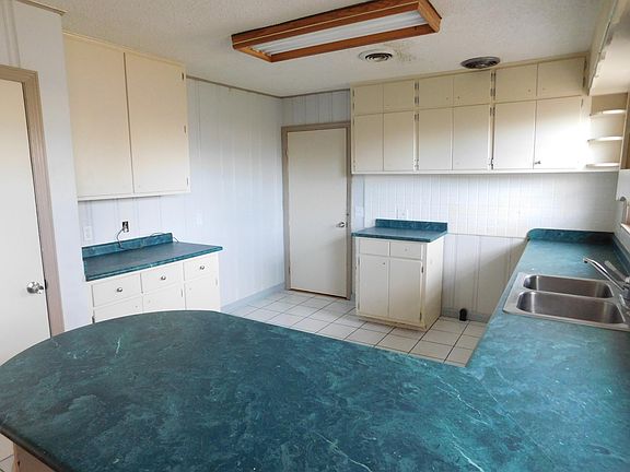 5th image of 3938 Skyland Dr