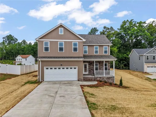 223 Timber Hill Ct, Rural Hall, NC 27045