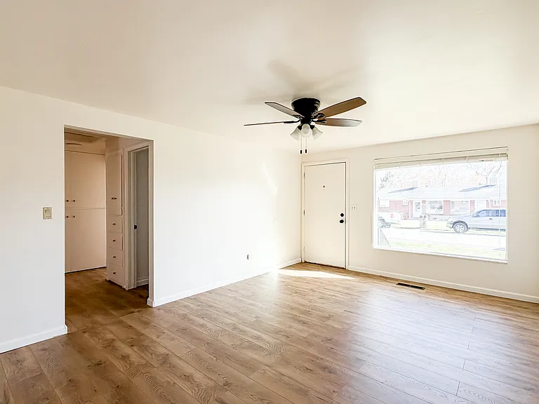 1333 E 4170 S — Photo 30