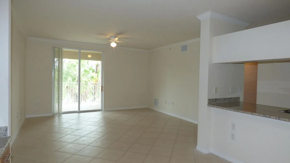 Building Photo - 6510 Emerald Dunes Dr #308