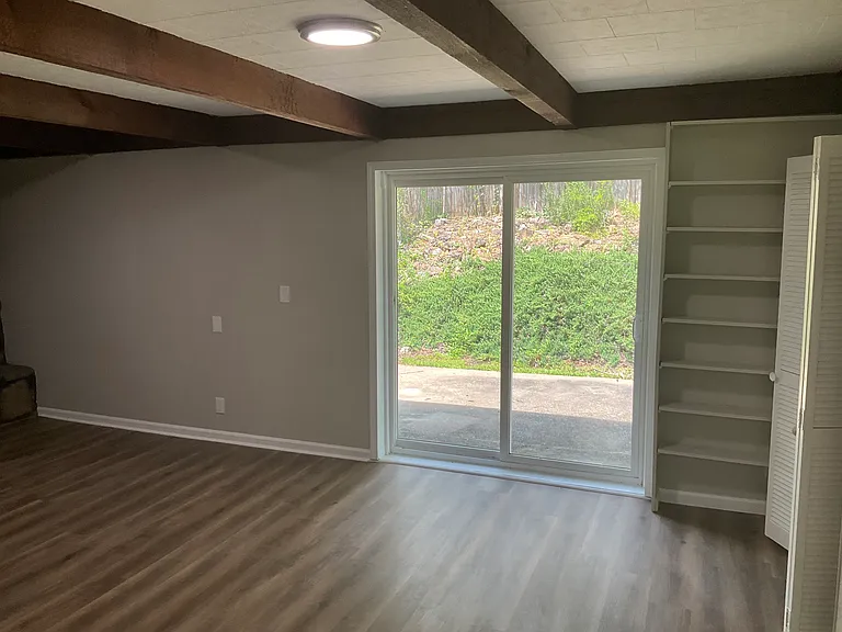 2606 Jones St — Photo 31