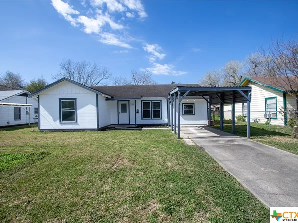 1401 La Valliere St, Victoria, TX 77901