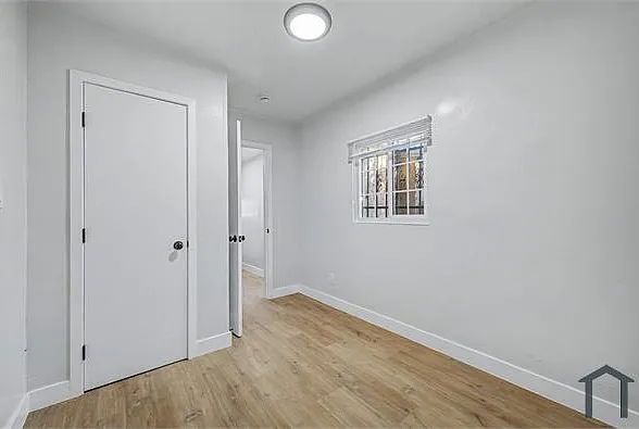 122 W 85th St — Photo 6