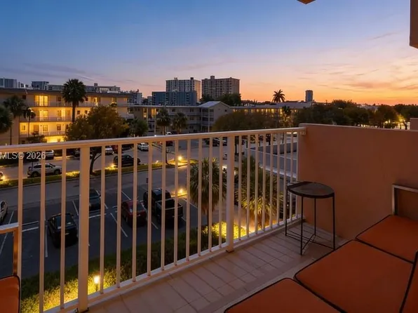 2200 E Hallandale Beach Blvd APT 408, Hallandale, FL 33009