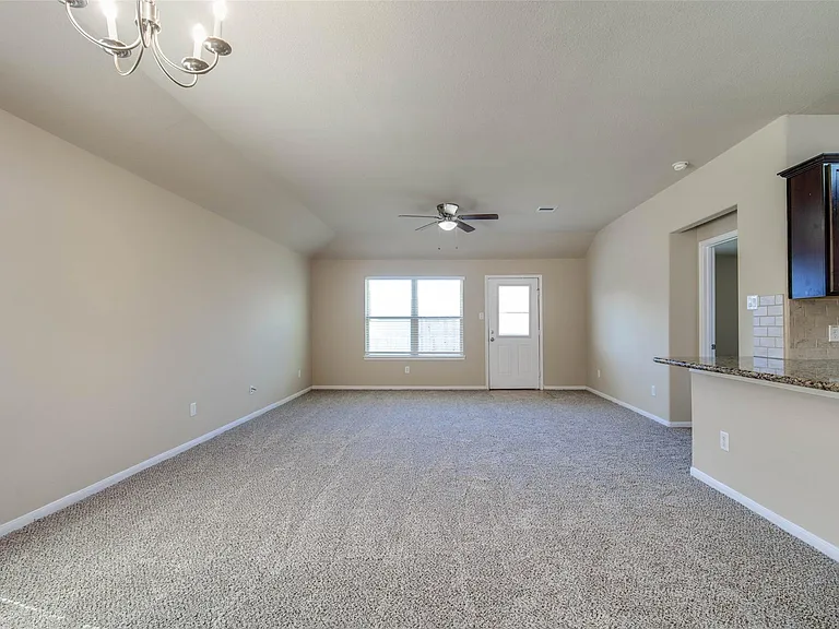 9210 Rustling Manor Ln — Photo 20